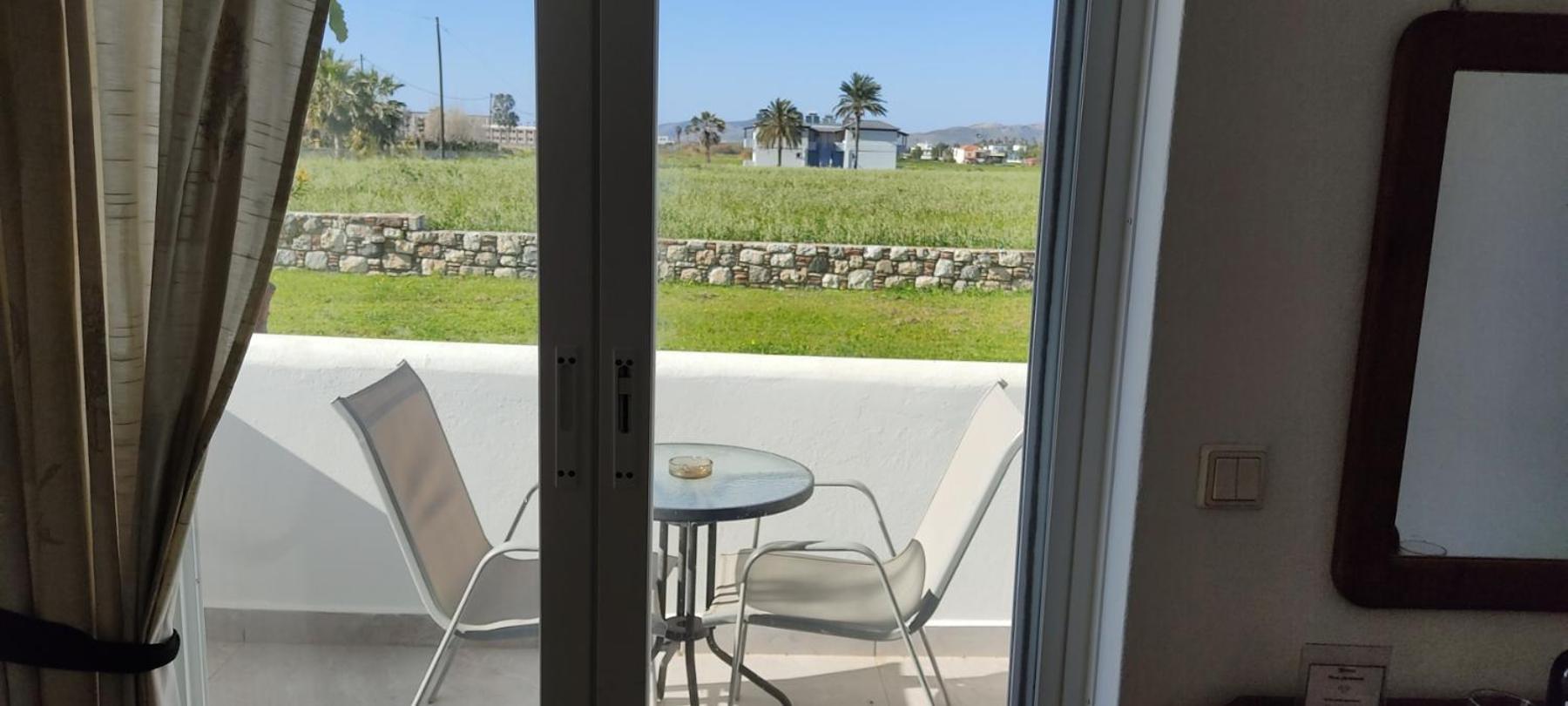 Venos Apartments Marmari  Eksteriør billede